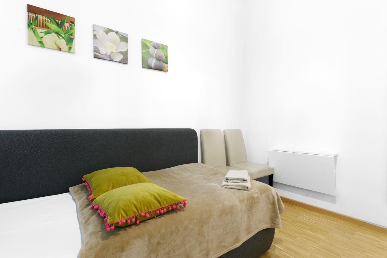Grand Central Mitte Apartment Berlin Dış mekan fotoğraf